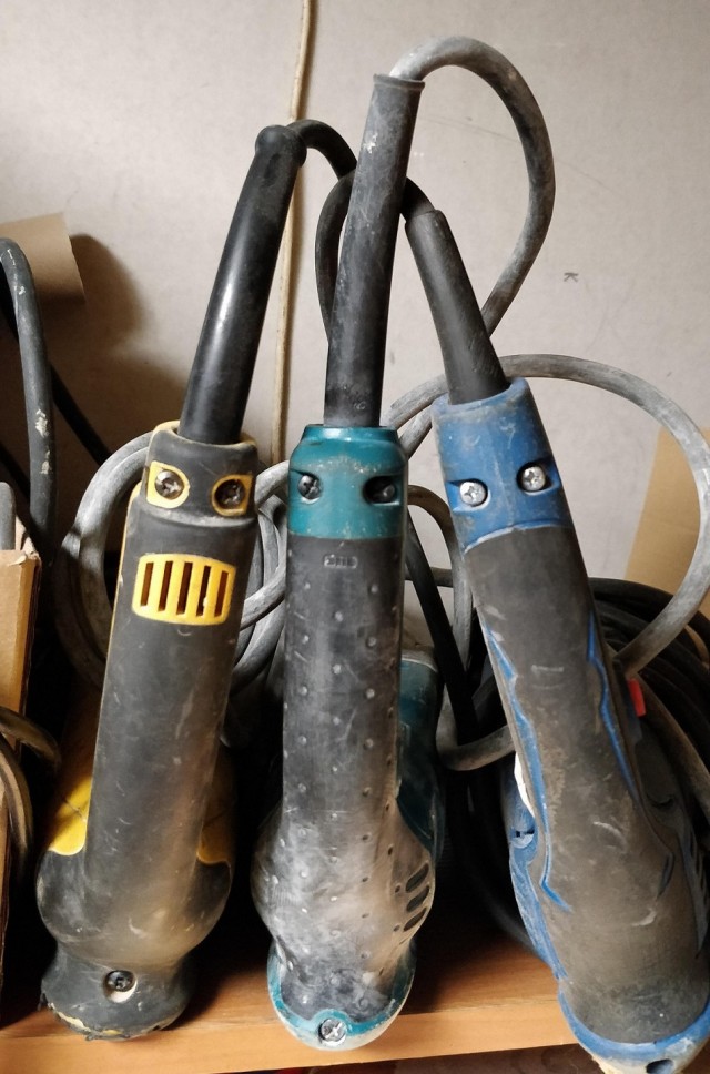 Эй, парень, пожужжим?