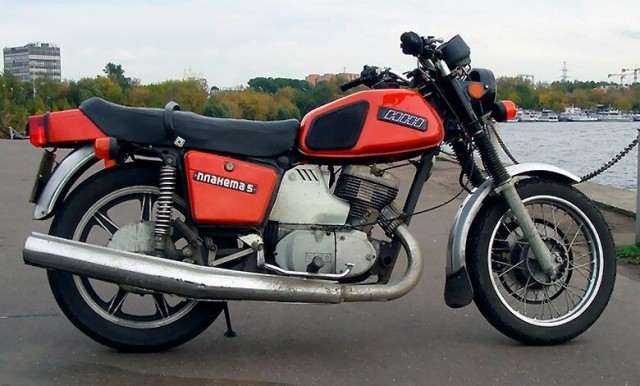 «Железные кони», которые не сдаются: ТОП‑5 неубиваемых мотоциклов СССР, которые ценят и сейчас