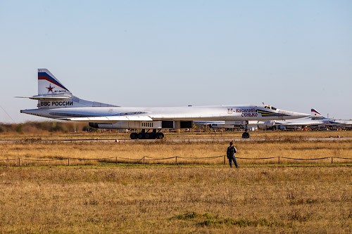 Авиабаза Энгельс — Ту95МС и Ту-160