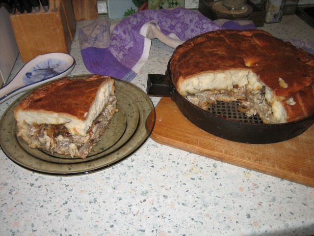 Пирог с мойвой