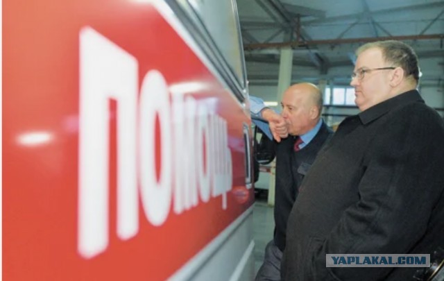 Уральский министр предложил запретить молодым врачам работать в частных ЛПУ