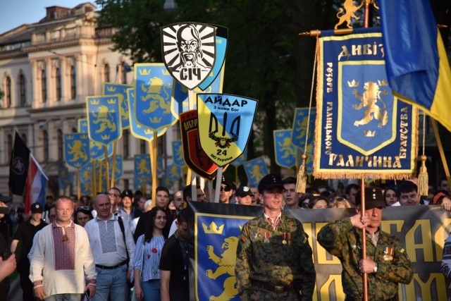 Взяли