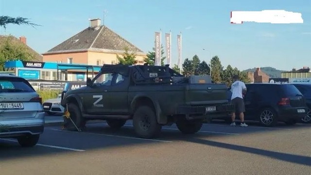 В голове моей опилки.