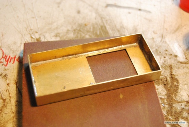 Нашел мобилку - решил обновить корпус