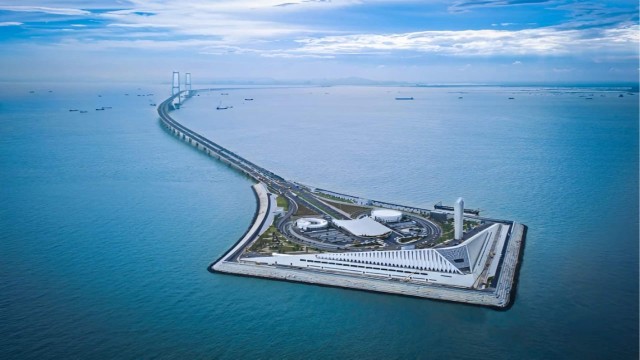 Морская переправа Шэньчжэнь – Чжуншань открылась для движения