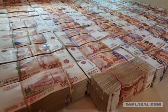 Барнаулец знал схему мошенников, но все равно отдал им 140 млн рублей - это рекорд в этом году