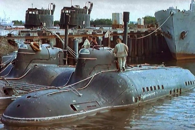 Легендарная сверхсекретная подводная лодка "Пиранья" проекта 865