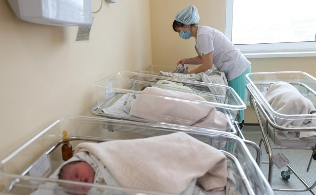 Врачей из Приморья обвиняют в торговле детьми