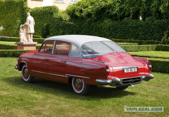 TATRA 603: Секретный лимузин, который прятали от всего мира