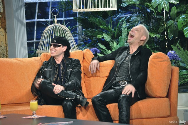 Sсorpions в гостях у Девчат