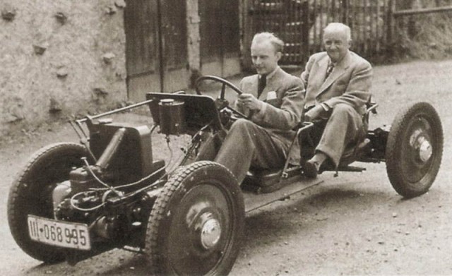 Игра на ЯПе: Угадай АВТО-9