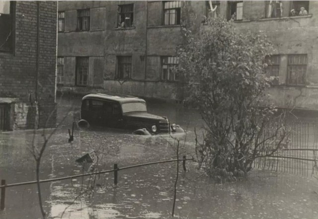 1918-1991. Москва на случайных фотографиях