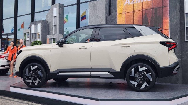 Ещё одна новинка АвтоВАЗа - Lada Azimut
