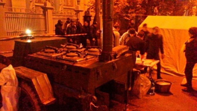 Шо Опять? Прямые трансляции майдана в Киеве