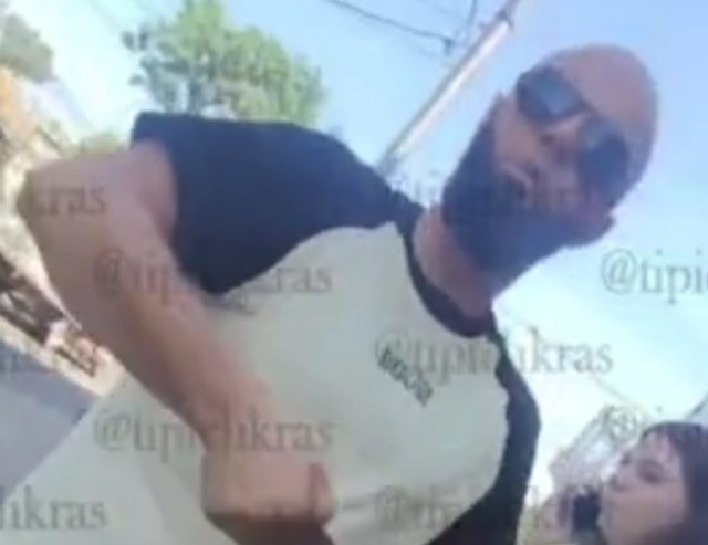 «Клянусь Аллахом, я твою маму вы*бу, баля»