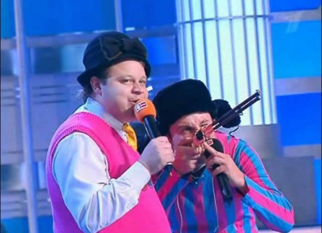 Стой, стрелять буду! - Стою! - Стреляю!