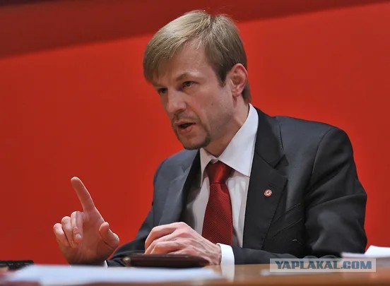 Последний избранный мэр Ярославля Евгений Урлашов вышел из колонии