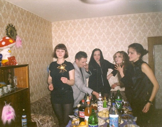 Девчата из 90-х и 00-х 18.06.2026