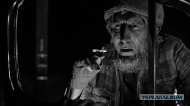 Неравнодушные люди привели в нормальный вид бездомного мужчину