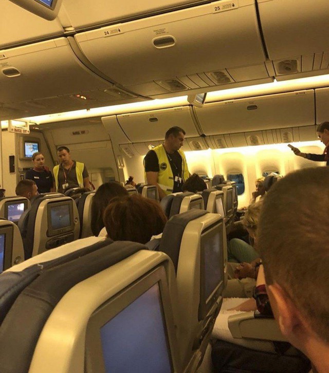 Актер Алексей Панин устроил дебош на борту самолета Симферополь – Москва