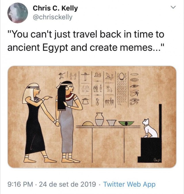 Мем: Две женщины орут на озадаченного кота за столом