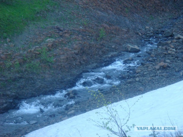 Норильск, район Талнах, водопад Красные камни