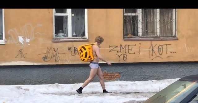 Что-то пицца и бургеры задерживаются