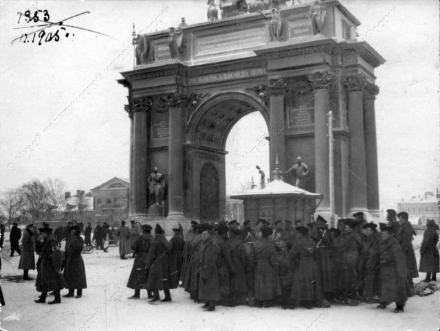 Прогулка по Санкт-Петербургу 1905 года