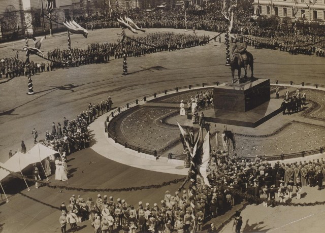 Прогулка по Санкт-Петербургу 1909 года