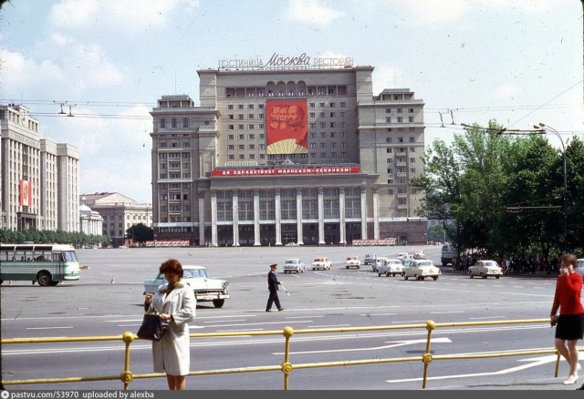 Так с 1960-х годов изменились Москва. Из серии было - стало