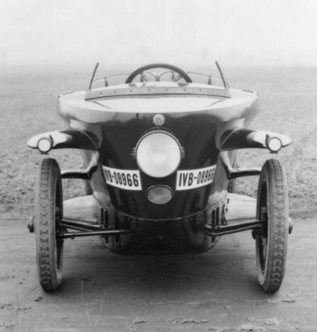 Rumpler Tropfenwagen. Автомобиль-капля Эдмунда Румплера. Немного автоистории.