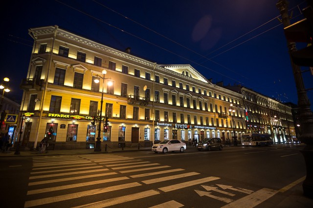 Белые мосты и разводные ночи