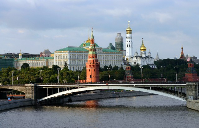 Почему в СССР не переименовали Москву?
