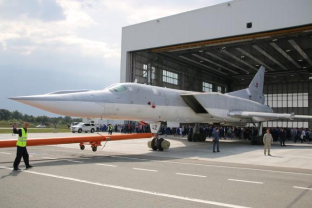 Новый бомбардировщик Ту-22М3М представлен в Казани. Фоторепортаж