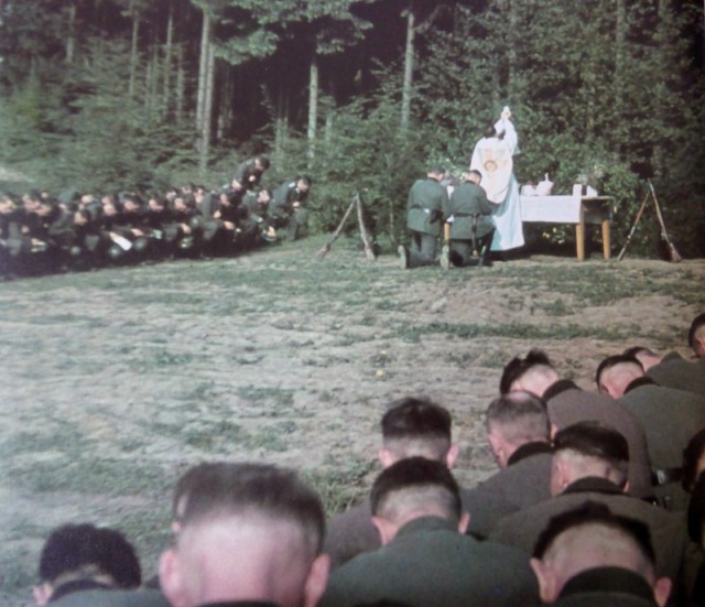 История в фотографиях
