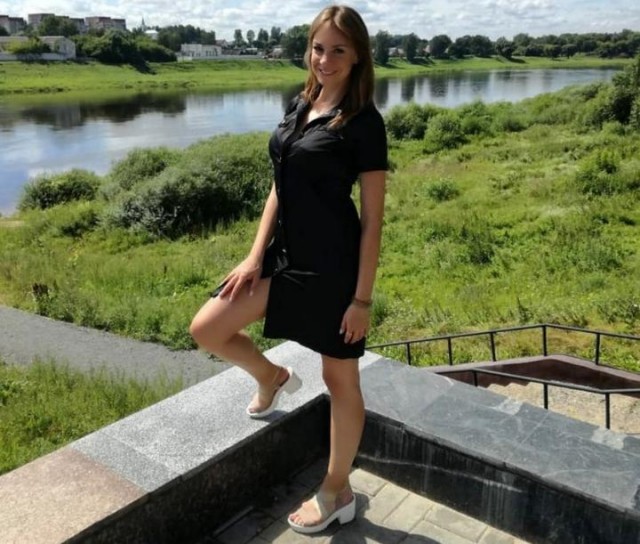Россиянка приехала с парнем в командировку — провела четыре дня на Окрестина. Она в шоке