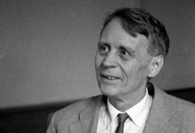 Из-за чего Хрущев на 12 лет запретил фильм про счастливую жизнь советских колхозников «Кубанские казаки»