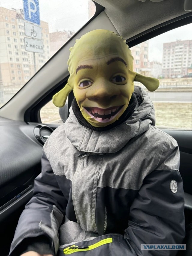 Лёгким движением руки