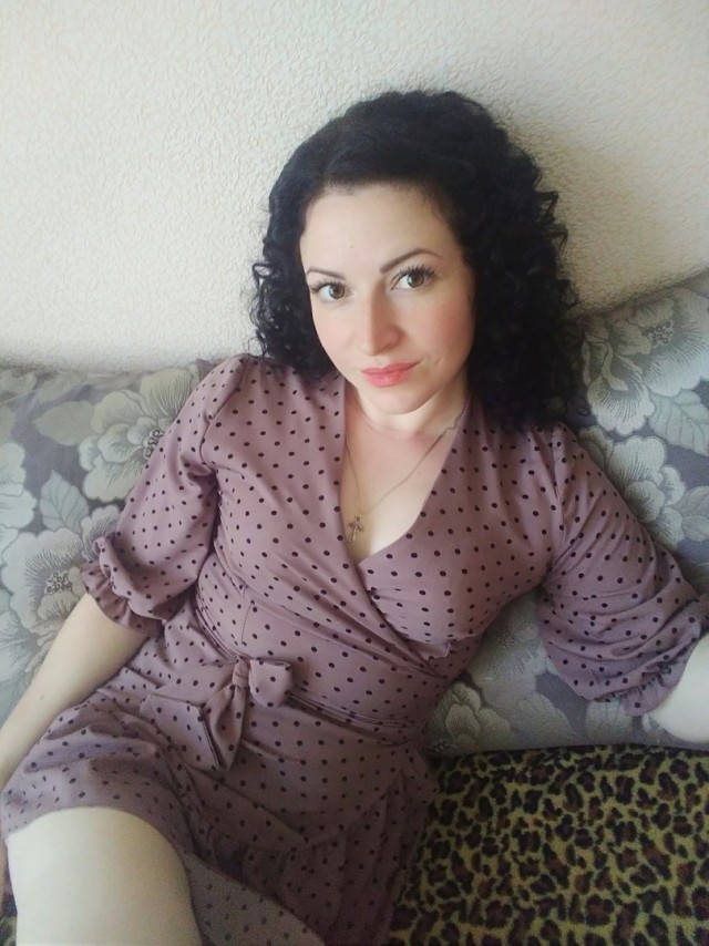 Красивые женщины с сайтов знакомств, которым за 40