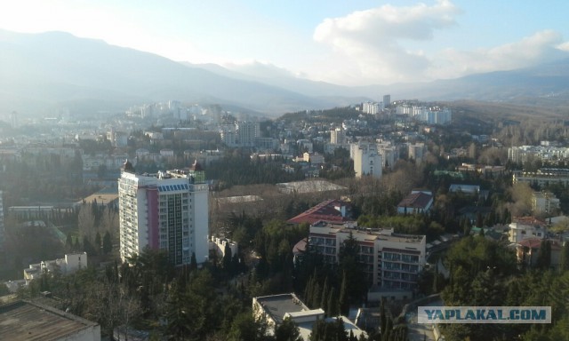 Заброшенный санаторий в Алуште 2