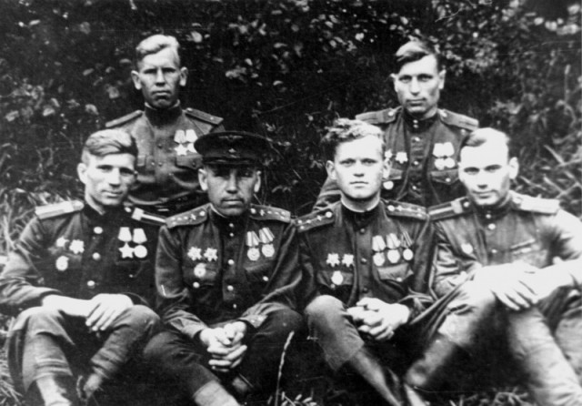 80 лет "Золотой Звезде" героя.