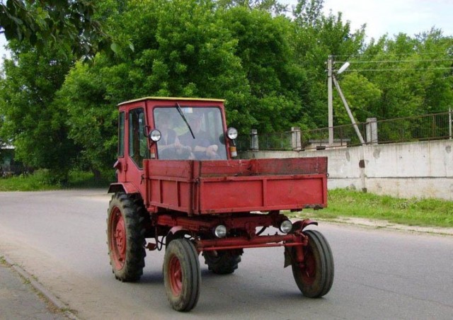 Некоторые прозвища советских грузовых автомобилей и автобусов