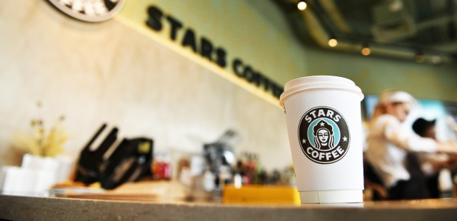 Сеть кофеен Starbucks задумалась о возвращении в Россию — на места Stars Coffee Тимати и Пинского