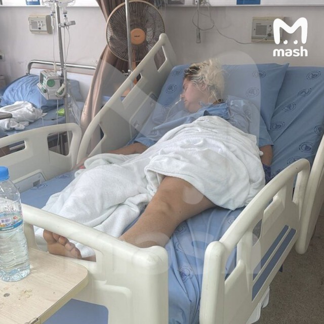 Российская туристка впала в кому в Таиланде после падения с кровати во сне.
