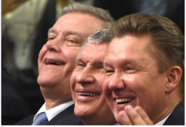 Антирекорд авторынка: Россия оказалась позади планеты всей. Машины — не покупают