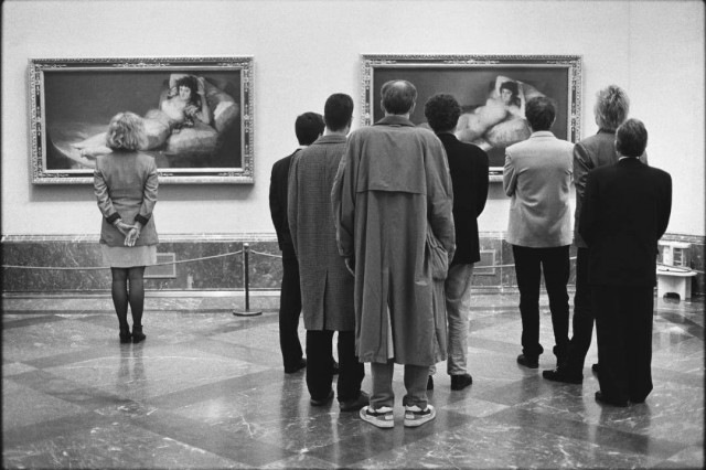 Знаменитое фото Эллиота Эрвита «Мадрид, 1995».