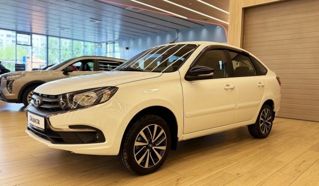 «АвтоВАЗ» отозвал для проверки 33,5 тыс. новых Lada Granta
