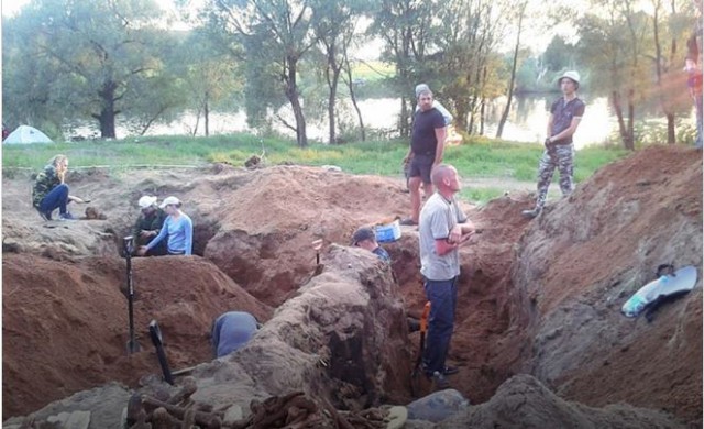 Под Рузой найдены останки более 800 человек