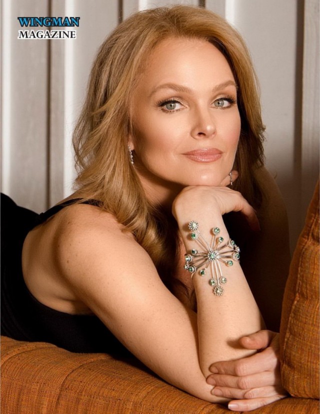 Что стало с Дениз Ричардс из к/ф "Звёздный десант"