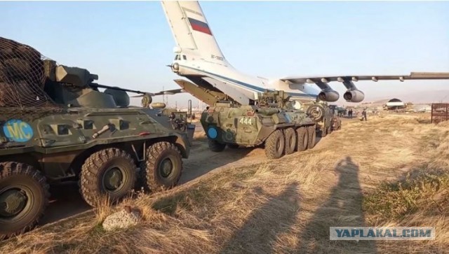 Российские миротворцы в Карабахе прервали полет украинских "ястребов"